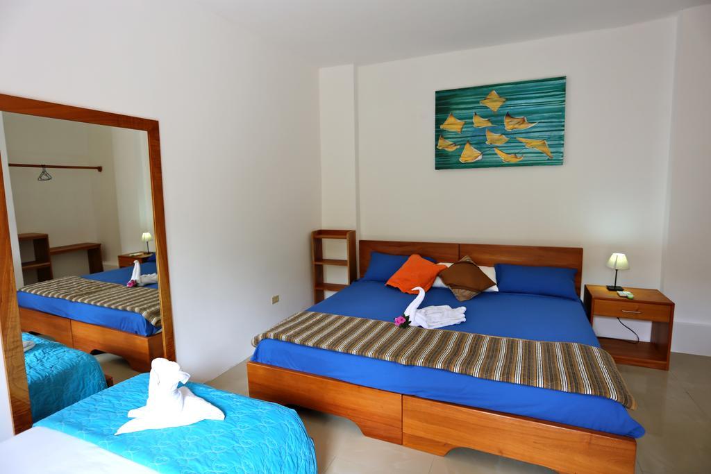 The Galapagos Pearl B&B Puerto Ayora  Bagian luar foto